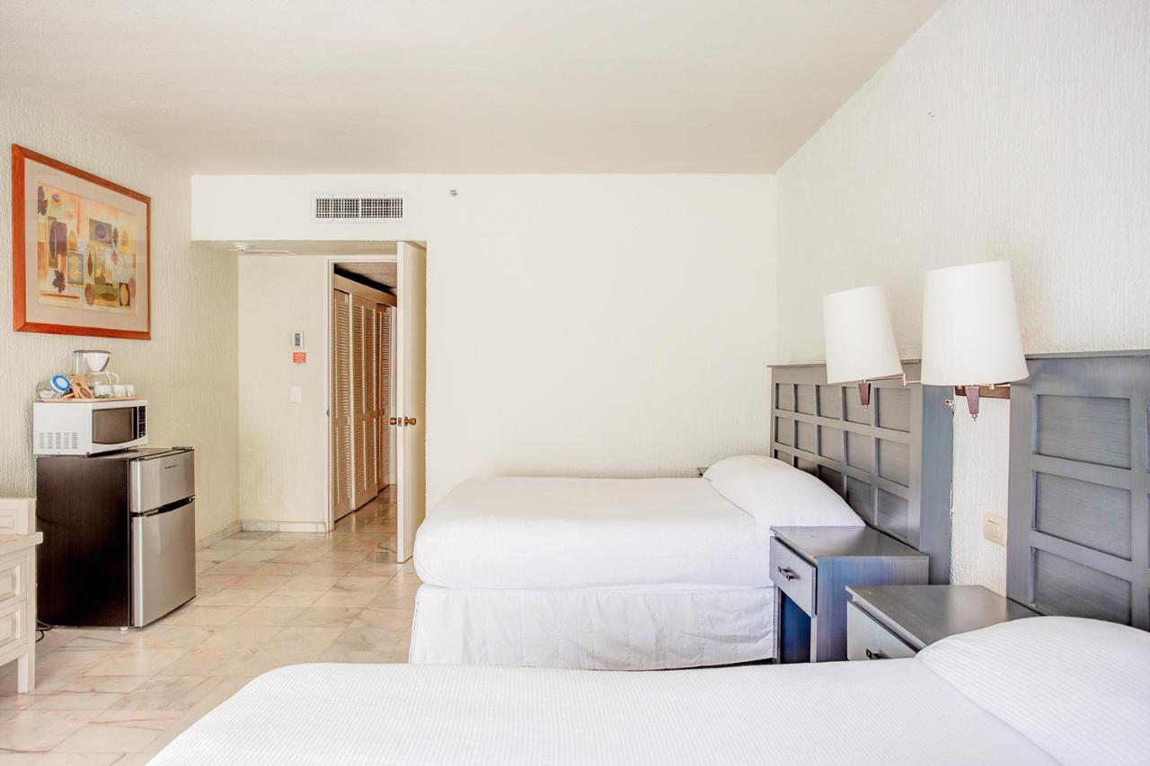 Condos In Prime Cancun Location Plus 3 Pools מראה חיצוני תמונה